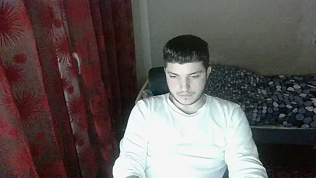 BoiWhore online show from December 17, 2024, 3:17 pm