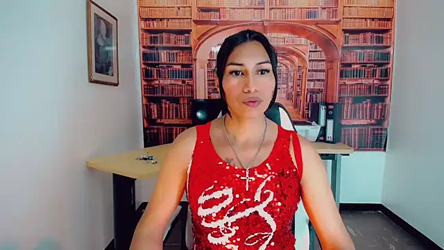 khiara moretti online show from December 5, 2024, 7:28 pm