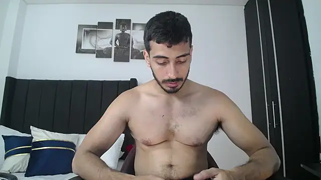 Snapshot of muscle_ares chatting on January 26, 2025, 3:58 pm muscle ares online show from January 26, 2025, 3:58 pm