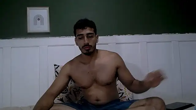 Snapshot of muscle_ares chatting on February 6, 2025, 2:04 pm muscle ares online show from February 6, 2025, 2:04 pm