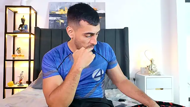 Snapshot of muscle_ares chatting on April 27, 2026, 11:58 pm muscle ares online show from April 27, 2026, 11:58 pm