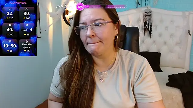 MsJossie online show from October 28, 2025, 3:32 am