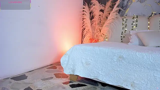 Agathaargent  online show from January 11, 2026, 11:48 am