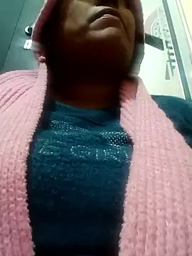 Shoni   online show from January 15, 2026, 3:49 pm