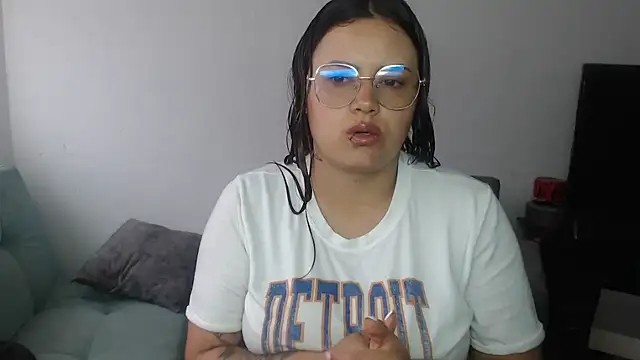 celeste anny 1 online show from April 15, 2026, 4:25 pm