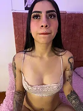 Snapshot of Bunny_sexy01 chatting on February 8, 2025, 1:43 am Bunny sexy01 online show from February 8, 2025, 1:43 am