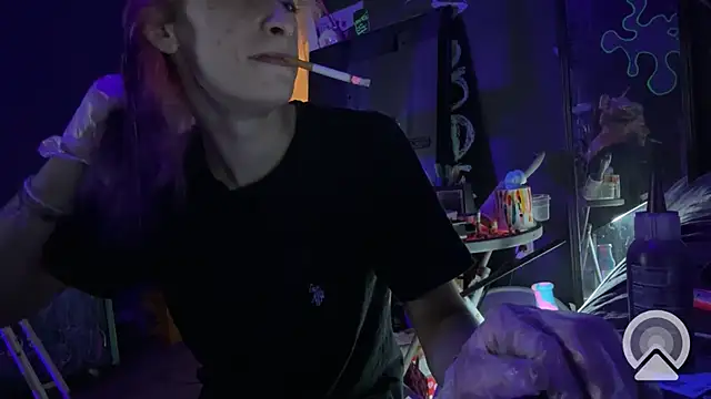 Snapshot of watermellonpussy chatting on January 2, 2025, 3:58 am watermellonpussy online show from January 2, 2025, 3:58 am