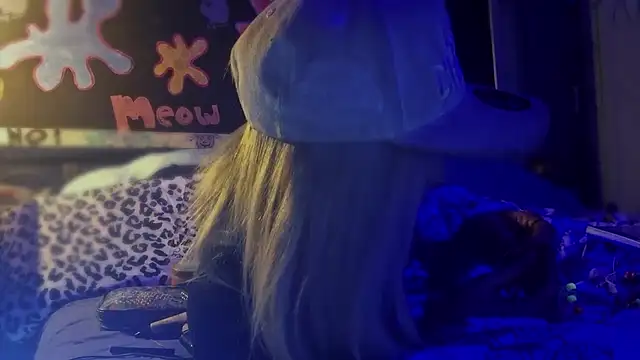 Snapshot of watermellonpussy chatting on February 16, 2025, 3:58 am watermellonpussy online show from February 16, 2025, 3:58 am