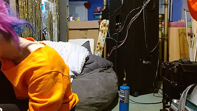 watermellonpussy online show from December 5, 2025, 4:32 am