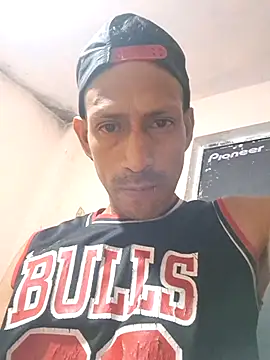 fkoito online show from November 4, 2025, 12:21 am