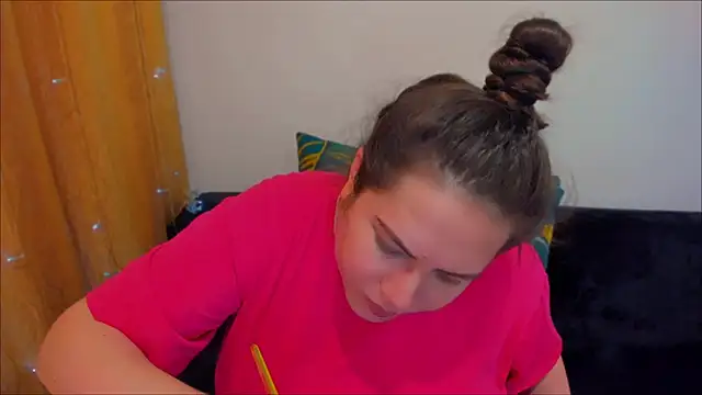  madalexa  online show from December 14, 2024, 2:31 pm