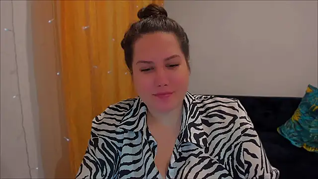  madalexa  online show from January 13, 2025, 7:21 pm