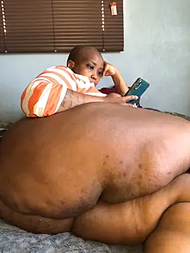Snapshot of sotho_ssbbw chatting on June 9, 2026, 10:27 am sotho ssbbw online show from June 9, 2026, 10:27 am