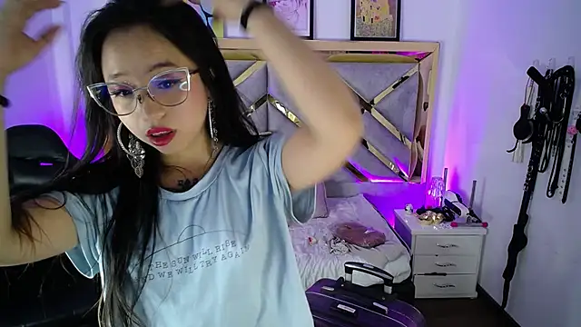 Snapshot of Moon_Water__ chatting on May 23, 2026, 11:03 am Moon Water online show from May 23, 2026, 11:03 am