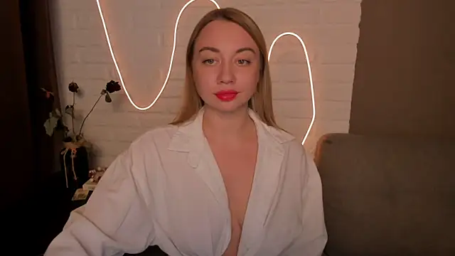 Snapshot of DanielaWisse chatting on December 9, 2024, 8:12 pm DanielaWisse online show from December 9, 2024, 8:12 pm