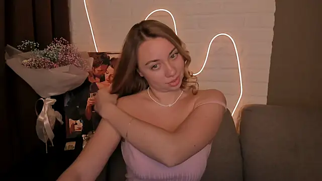 Snapshot of DanielaWisse chatting on December 21, 2024, 1:36 am DanielaWisse online show from December 21, 2024, 1:36 am