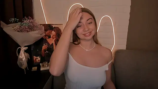 Snapshot of DanielaWisse chatting on December 25, 2024, 2:03 am DanielaWisse online show from December 25, 2024, 2:03 am