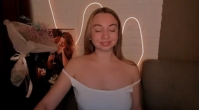 Snapshot of DanielaWisse chatting on January 6, 2025, 11:20 pm DanielaWisse online show from January 6, 2025, 11:20 pm