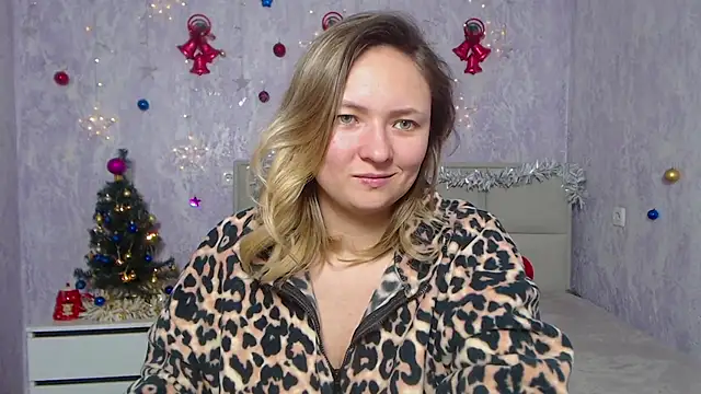 Snapshot of SallyVerda chatting on January 3, 2025, 4:06 pm SallyVerda online show from January 3, 2025, 4:06 pm