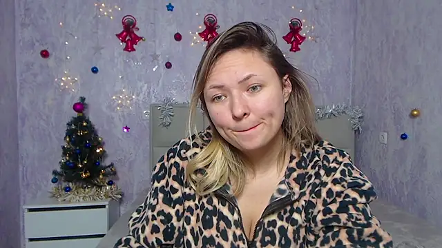 Snapshot of SallyVerda chatting on January 7, 2025, 4:08 am SallyVerda online show from January 7, 2025, 4:08 am