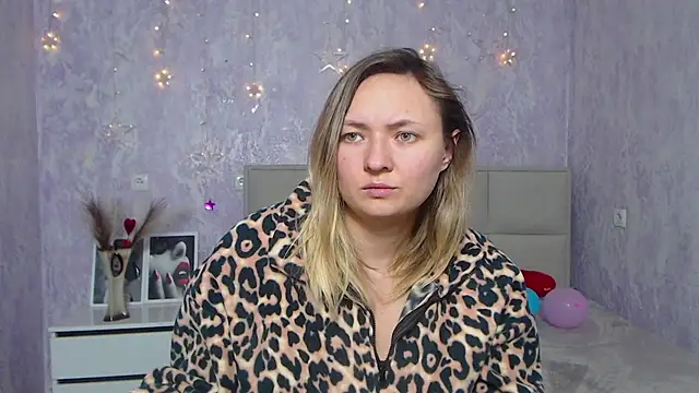 Snapshot of SallyVerda chatting on January 15, 2025, 4:15 am SallyVerda online show from January 15, 2025, 4:15 am