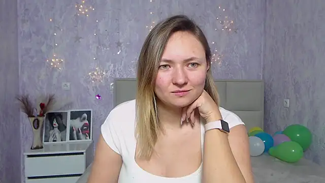 Snapshot of SallyVerda chatting on January 16, 2025, 2:08 pm SallyVerda online show from January 16, 2025, 2:08 pm