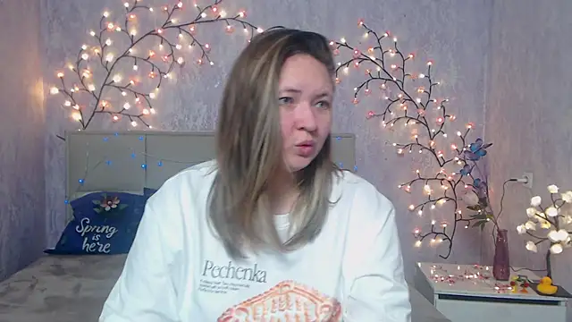 SallyVerda online show from April 19, 2026, 5:40 am