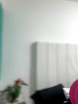 Snapshot of Amber_Martins_ chatting on October 8, 2025, 11:24 pm Amber Martins online show from October 8, 2025, 11:24 pm