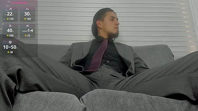 Tom blunt96 online show from December 28, 2024, 10:02 pm