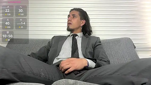 Tom blunt96 online show from December 31, 2024, 2:25 pm