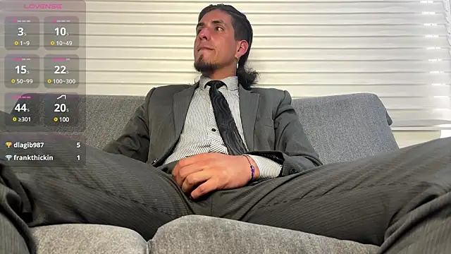 Tom blunt96 online show from January 2, 2025, 7:29 pm