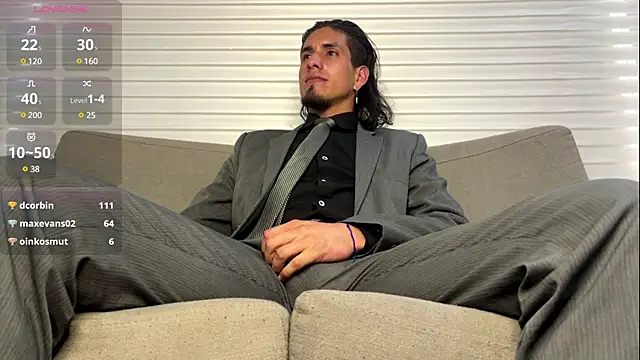 Tom blunt96 online show from January 13, 2025, 3:26 pm