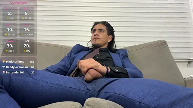 Tom blunt96 online show from February 11, 2025, 8:37 am