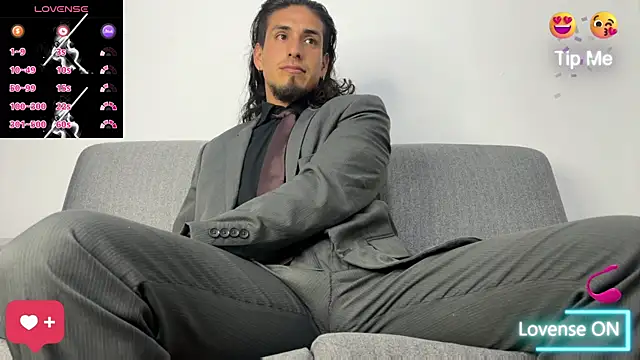 Tom blunt96 online show from November 26, 2025, 6:25 am