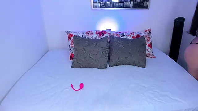 lau miller online show from September 21, 2025, 1:18 am