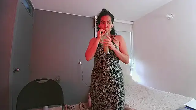 arteverena online show from March 9, 2025, 9:03 pm