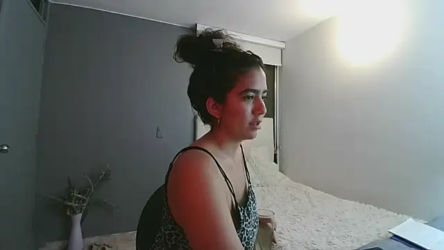 arteverena online show from March 10, 2025, 12:07 am