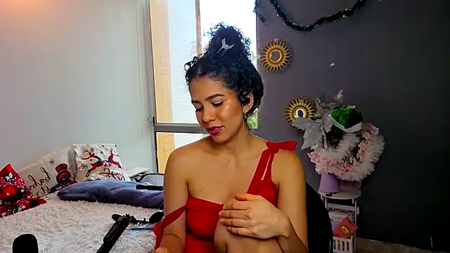 arteverena online show from December 13, 2025, 9:42 pm