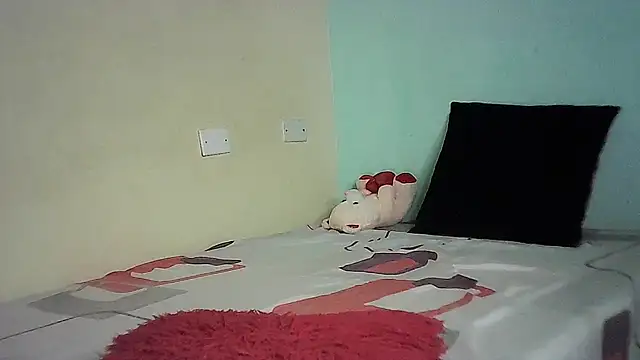 JuliaMack online show from December 20, 2024, 5:57 am