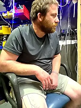 Snapshot of Txweld89 chatting on February 11, 2026, 7:57 am Txweld89 online show from February 11, 2026, 7:57 am