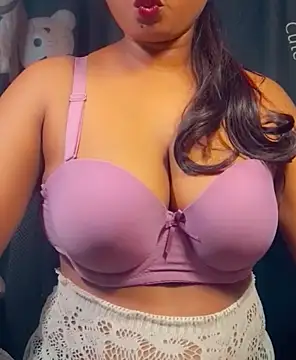 SLteena online show from March 2, 2026, 3:41 pm