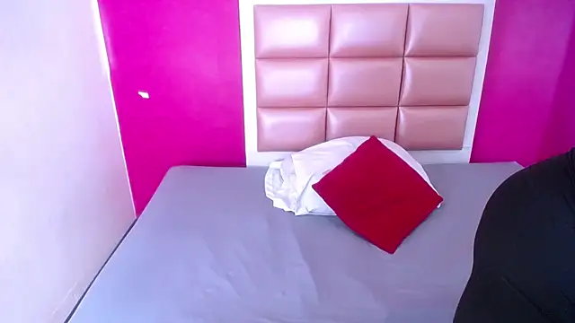 Snapshot of ebonny_suggarmommy1 chatting on November 19, 2025, 8:42 pm ebonny suggarmommy1 online show from November 19, 2025, 8:42 pm