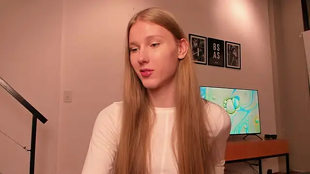 Mira Lite online show from January 18, 2026, 1:31 am