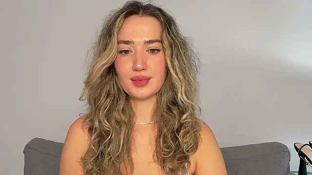 CindyKissable online show from September 14, 2025, 5:06 am