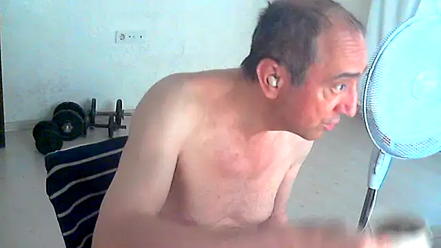 Snapshot of thekeys chatting on June 9, 2026, 6:58 am thekeys online show from June 9, 2026, 6:58 am