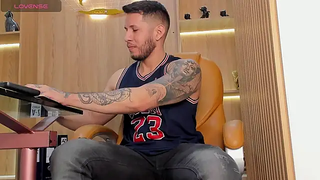 George Diesell online show from January 17, 2025, 8:33 pm