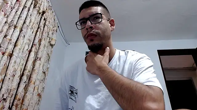 gollfather13 online show from September 18, 2025, 3:36 pm