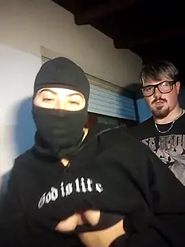 Snapshot of Dracomf chatting on November 5, 2025, 7:30 am Dracomf online show from November 5, 2025, 7:30 am