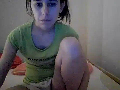 Zafirmacska online show from January 8, 2025, 5:26 pm
