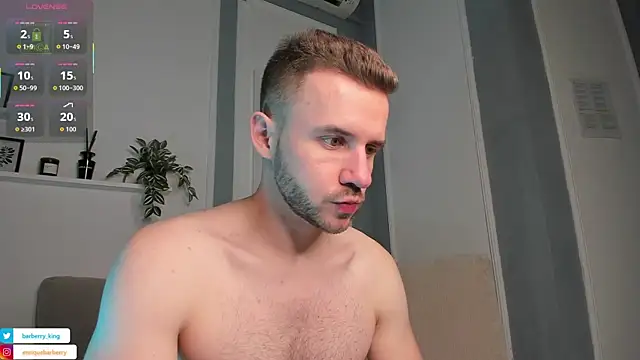 EnriqueBarberry online show from October 25, 2025, 5:26 am